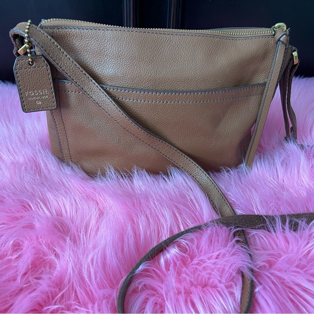 Fossil leather crossbag